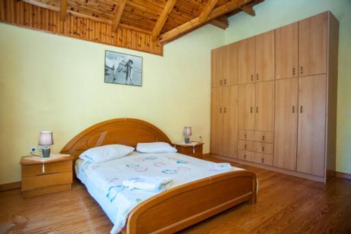 Fernanda'S Traditional 2 Floor House Villa Poros  Exterior foto